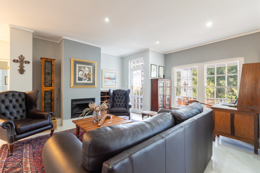 3 Bedroom Property for Sale in Zevenwacht Farm Village Western Cape